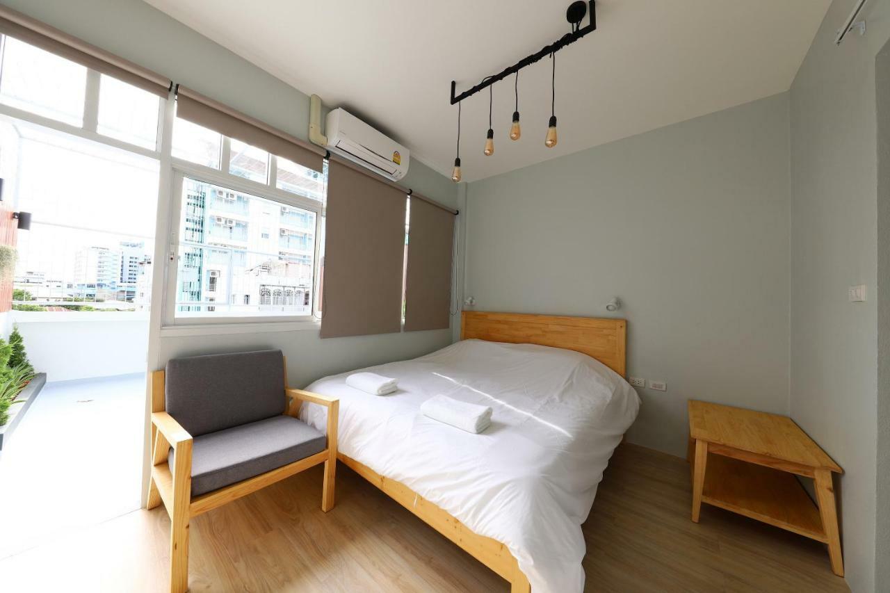 Ekanake Hostel Бангкок Екстер'єр фото