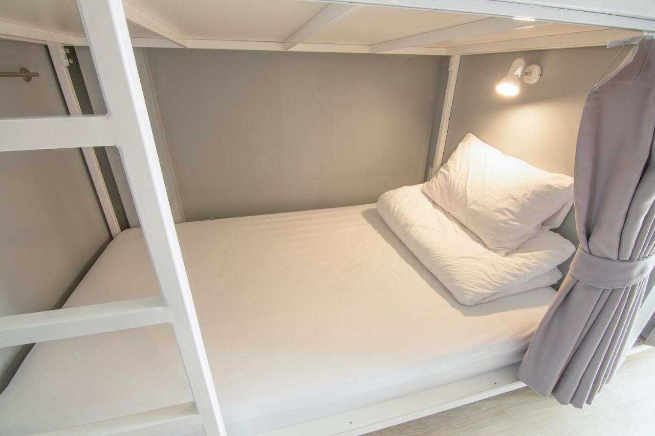 Ekanake Hostel Бангкок Екстер'єр фото